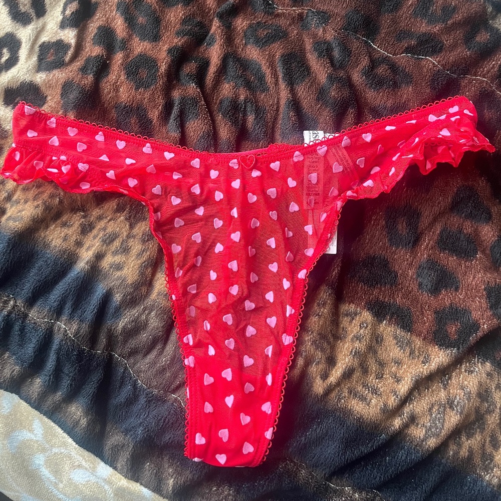 VS tease thong